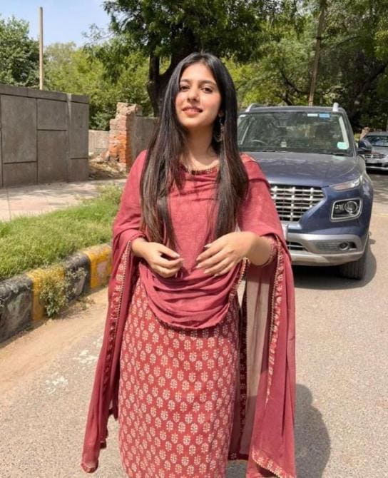 Call Girls in Allahabad